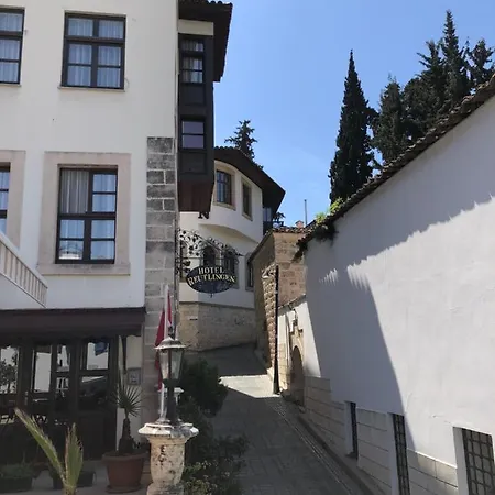 Reutlingen Hof 3* Antalya